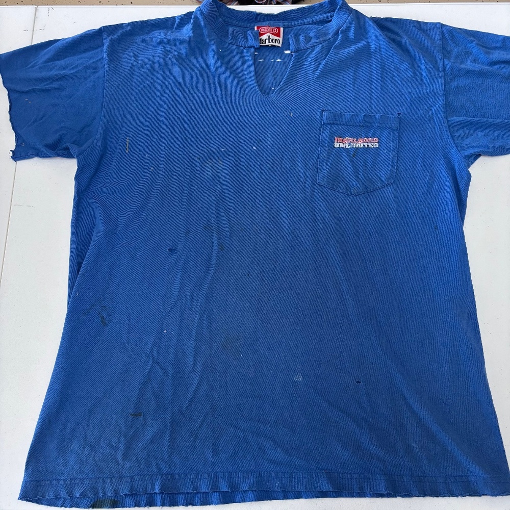 Vintage Marlboro Unlimited Distressed Graphic Wolf Moon Tee Blue Size XL